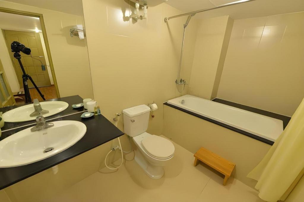 Hanoi Serenity Hotel 2 Экстерьер фото